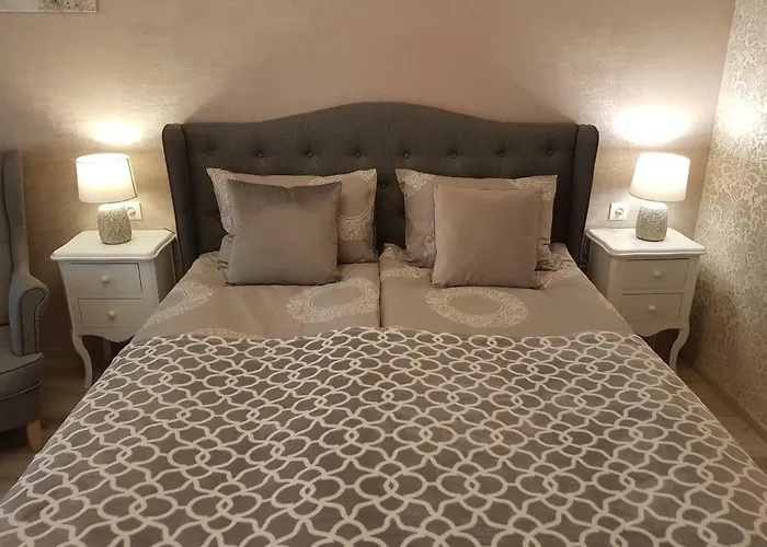 Apartment 2 Bedroom Lux *